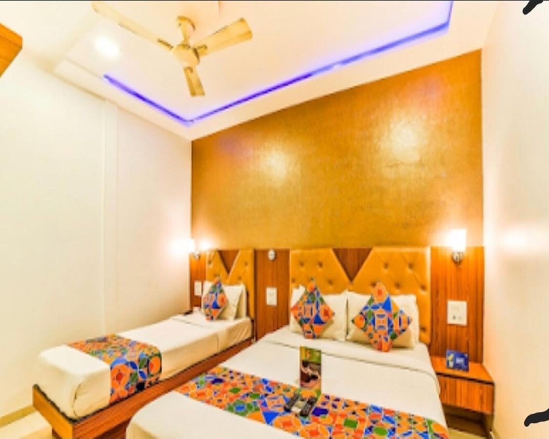 Flagship 83490 Hotel Bently Palace Mumbai Eksteriør bilde